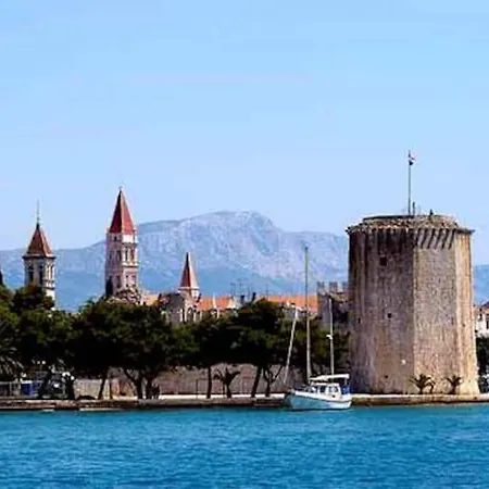Bungalo - Near Trogir