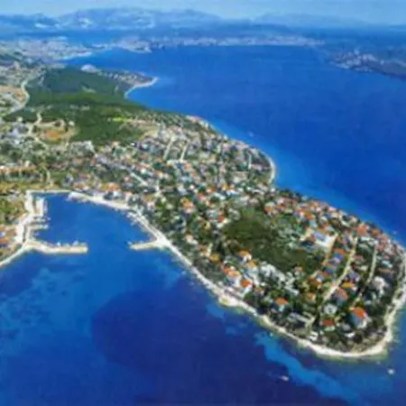 Apartment Bungalo - Near Trogir *
